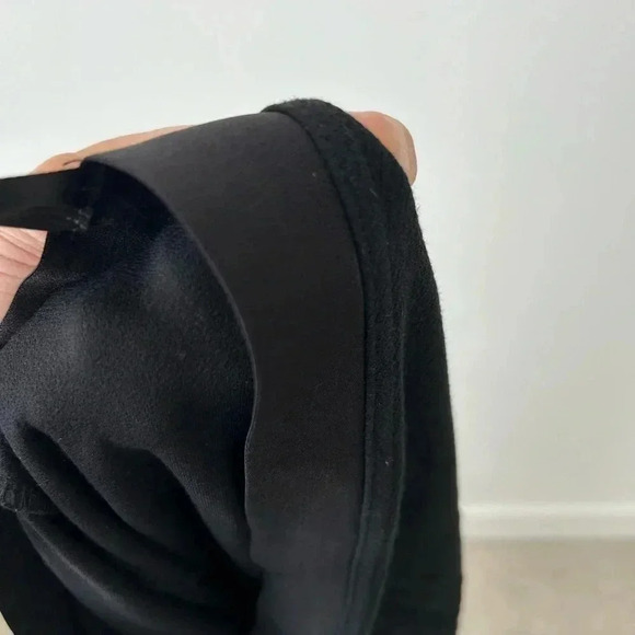 Aritzia Babaton black pencil slit skirt - Picture 10 of 11